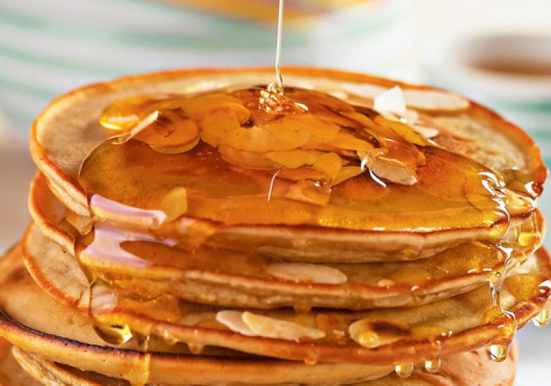Panqueca de banana é deliciosa e muito saudável (Foto: Reprodução)